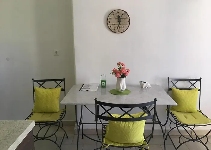 Daire Pleiades Paros Family *