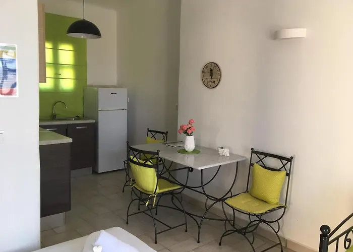 Pleiades Paros Family Daire *